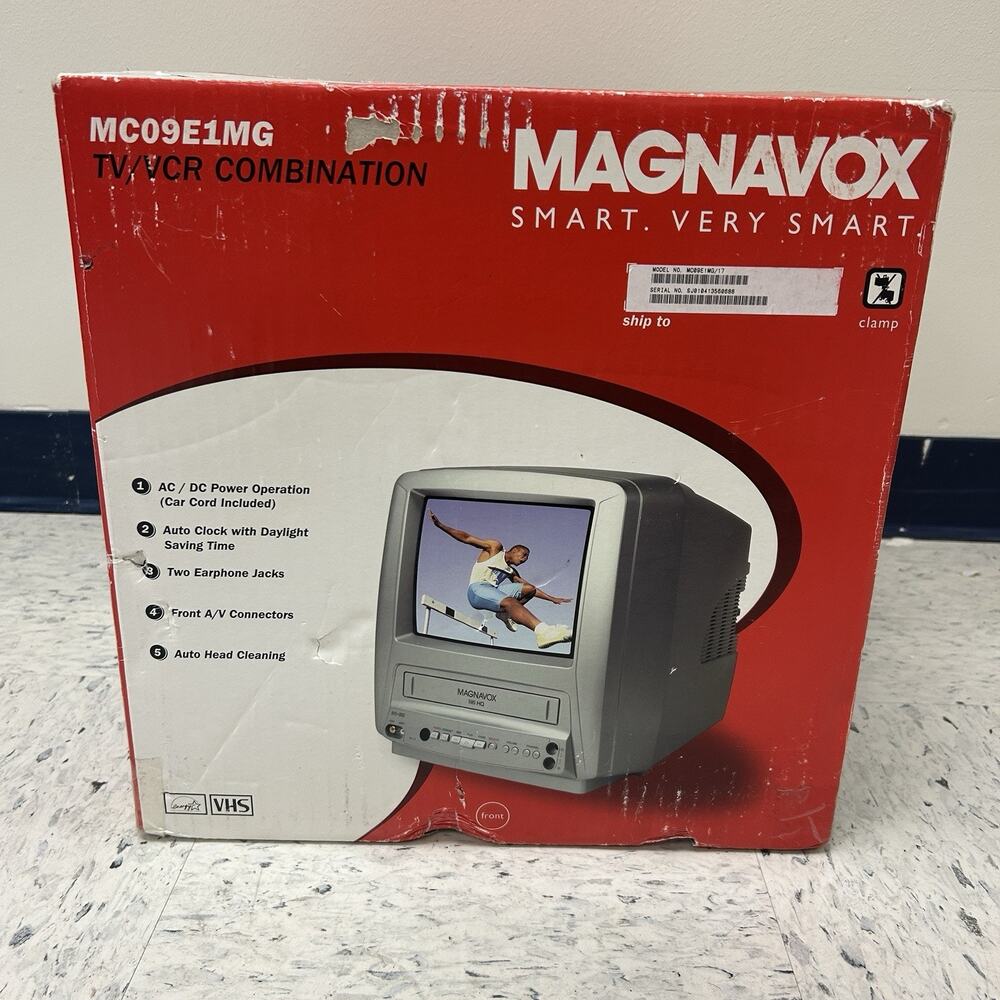 NEW OPEN BOX Magnavox MC09E1MG 9" CRT TV VCR Combo Retro Gaming VHS Complete CIB